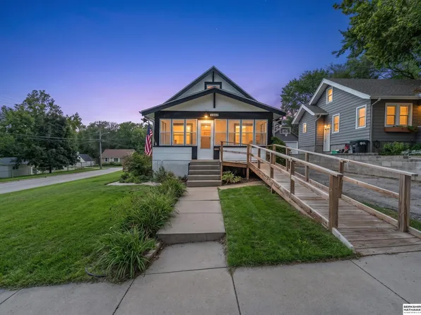 2302 N 64th St, Omaha, NE 68104