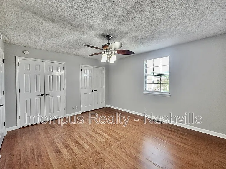 737 Fox Ridge Dr — Photo 12