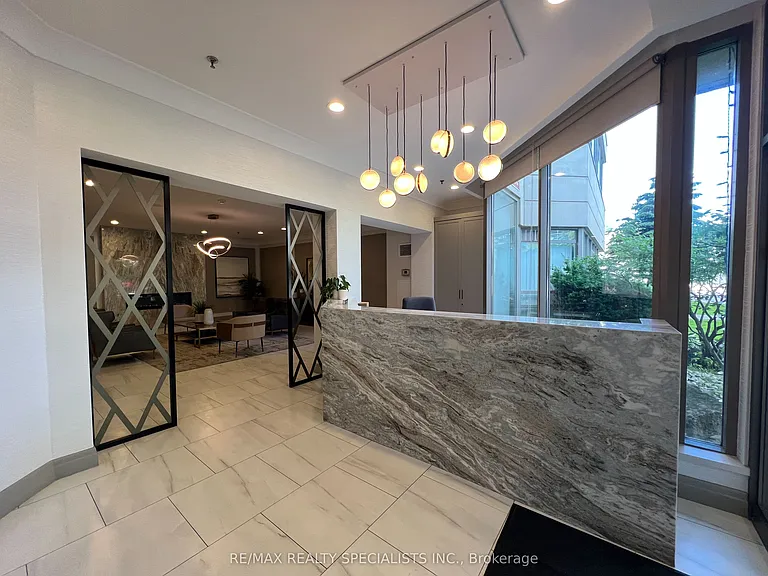 75 King St E #706 — Photo 11