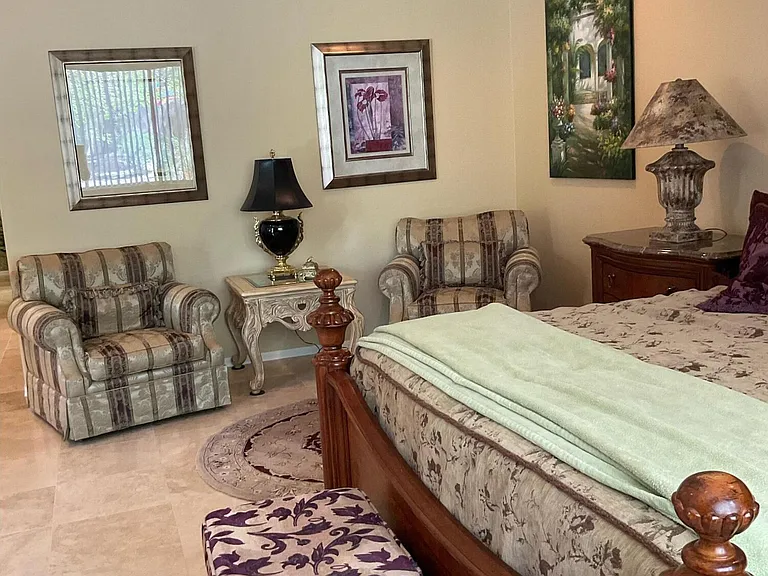 10220 E Cochise Dr — Photo 10