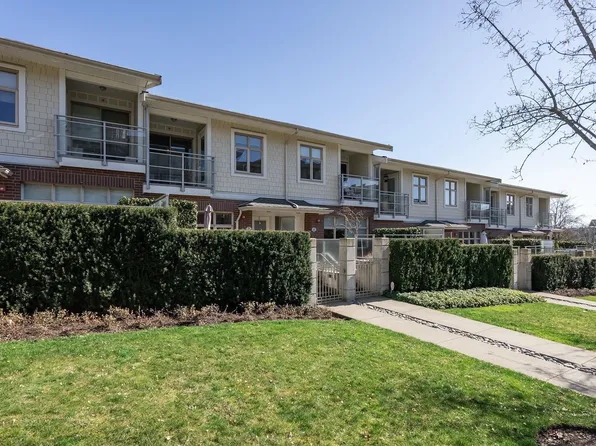 271 Francis Way #Townhouse 3, New Westminster, BC V3L 0H2