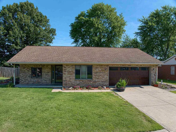 8800 Idaho Dr, Newburgh, IN 47630