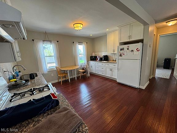 5th image of 2484 W 6th St