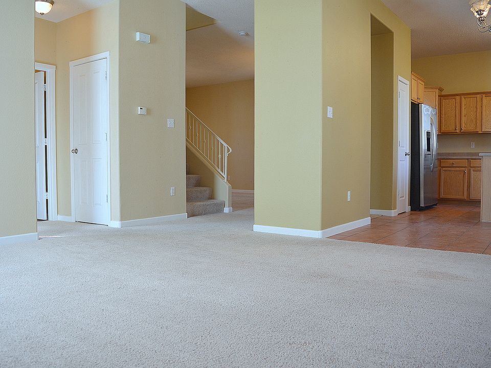 1st image of 10444 Calle Rosa NW