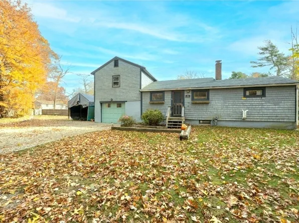 40 3rd Ave, Halifax, MA 02338