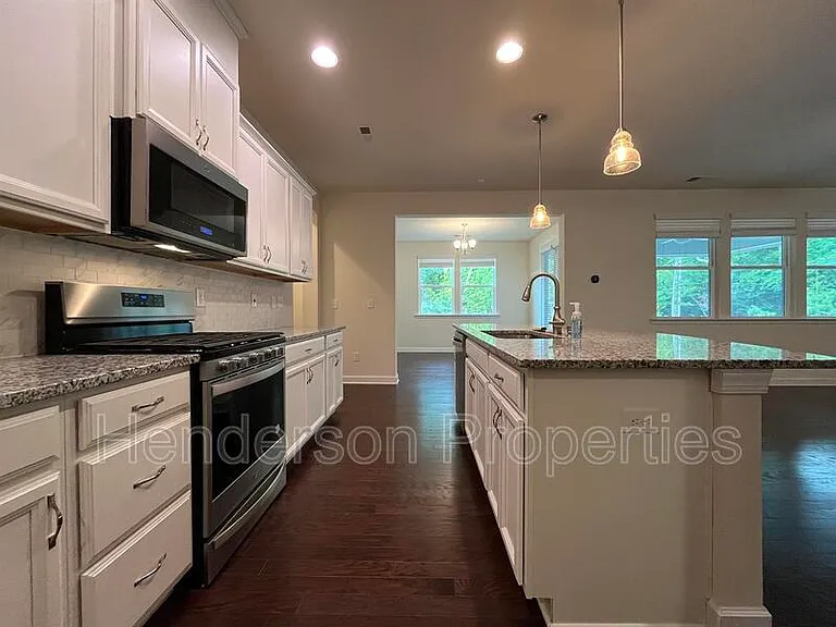 12013 Gil Wylie Trce — Photo 3