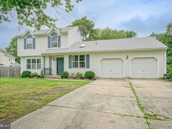 1 Paddock Way, Mount Holly, NJ 08060