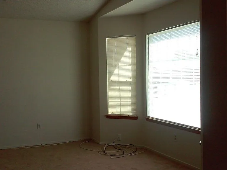 8461 Ironwood Ave — Photo 7