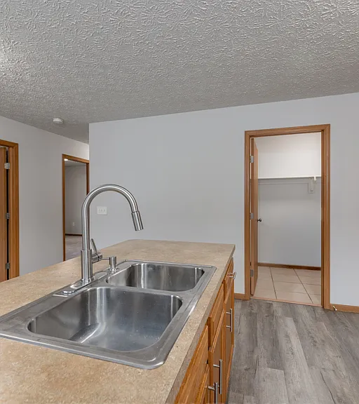 92 Meadow Wood Dr #C — Photo 8