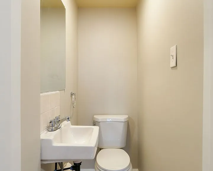 2022 S Opal St — Photo 10