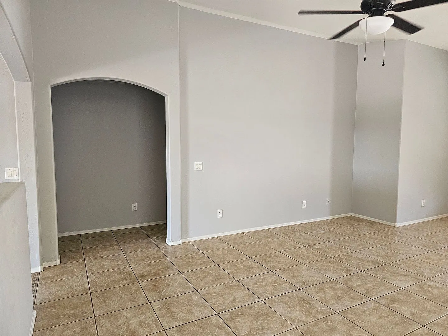 19042 N Toledo: Maricopa — Photo 4