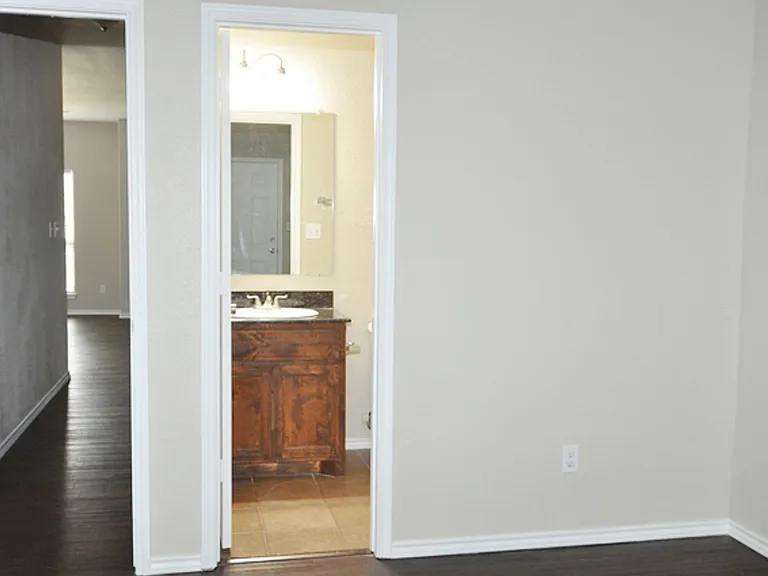 7600-7602 Novella Drive — Photo 12