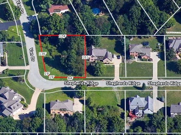 2432 Shepherds Rdg, Poland, OH 44514