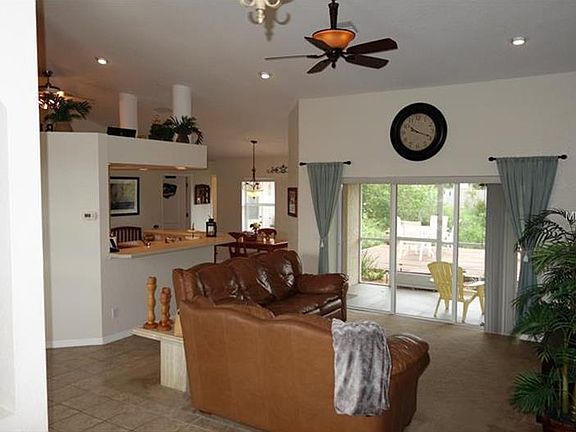 5th image of 7491 Snow Dr