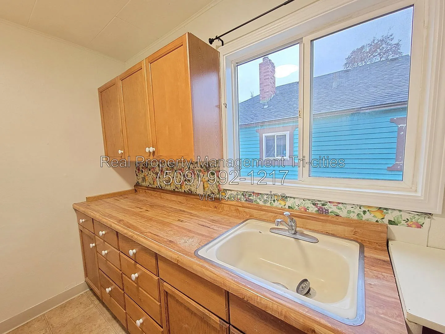 1 bed, 1.0 bath, 700 sqft, $995 — Photo 4