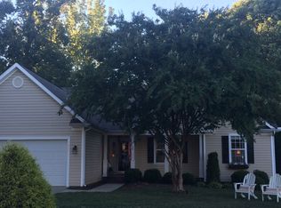 12141 Meadow Post Ln, Charlotte, NC 28269