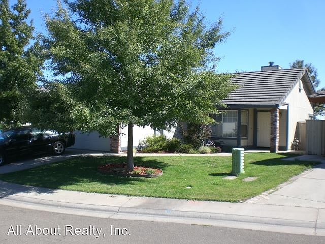 1st image of 4865 Clydebank Way