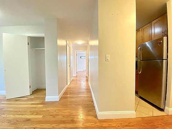 3rd image of 273 W 131st St APT 2F