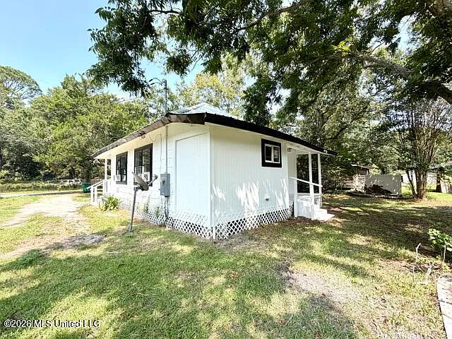2 bed, 1.0 bath, 850 sqft, $975 — Photo 4