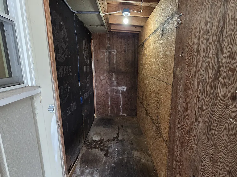 865 Louisville Hwy #B — Photo 2