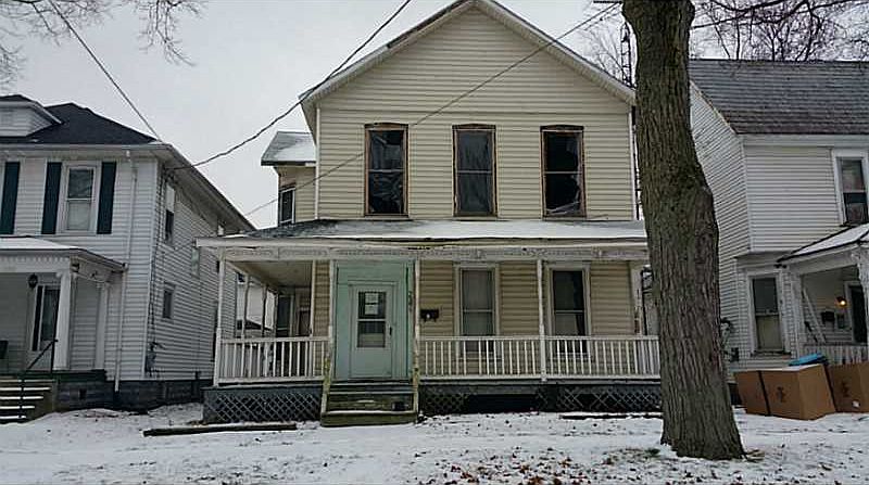 1st image of 237 W South St