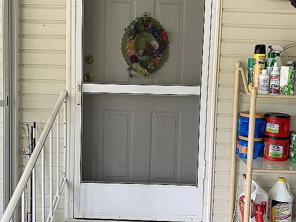 4th image of 38141 Woodgate Ln