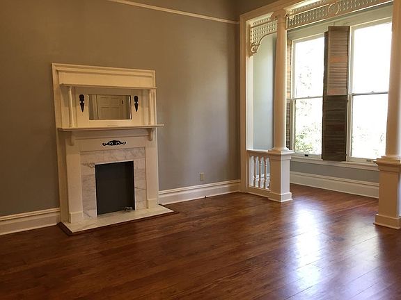 5th image of 405 E 10th St #405