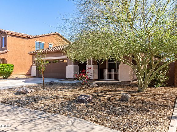3rd image of 15165 W GLENROSA Avenue