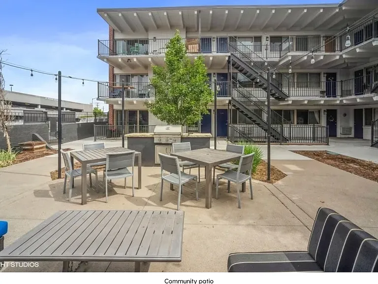 Bellaire Apartment Homes — Photo 35
