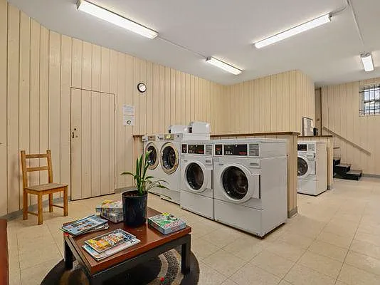 806 W George St #G — Photo 16