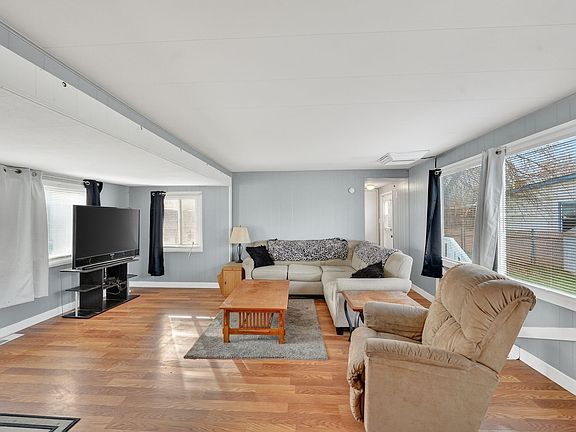 4th image of 24 Grover St