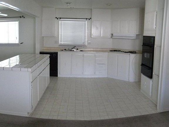 5th image of 530 Florentine Dr
