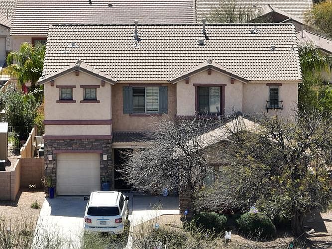 1st image of 1241 W Faldo Dr