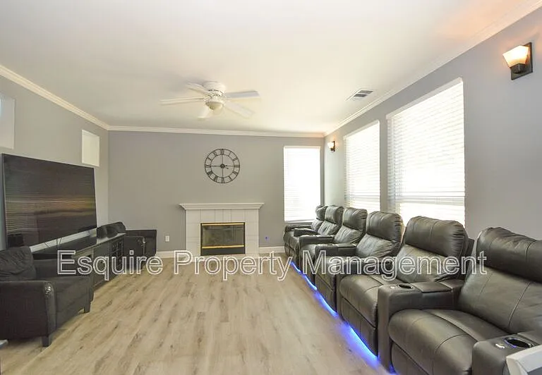 4510 El Corazon Ct — Photo 8