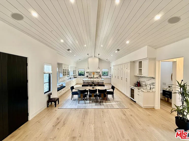 6025 Paseo Canyon Dr — Photo 3