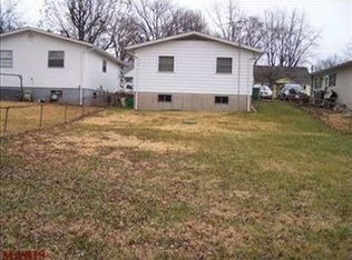 811 Huber St, Festus, MO 63028