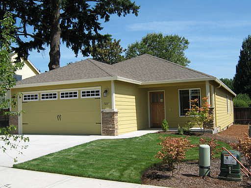 1st image of 5207 NE 29th Ave