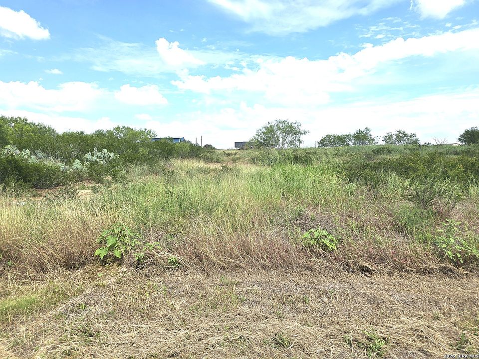 2nd image of 115 County Road 2666 LOT 1