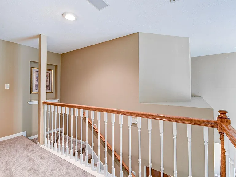 10222 Thornleaf Ln — Photo 15