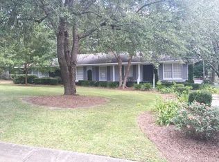 9 Spring Bank Rd N, Mobile, AL 36608