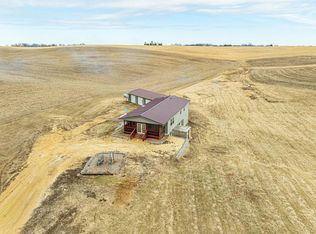 218 Durkin Rd, Mineral Point, WI 53565