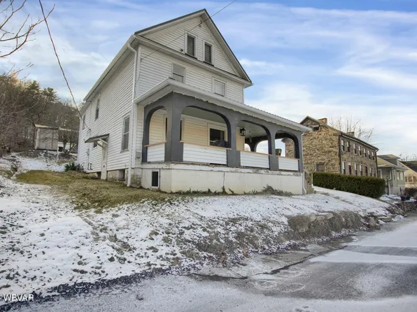 431 S Water St, Mill Hall, PA 17751