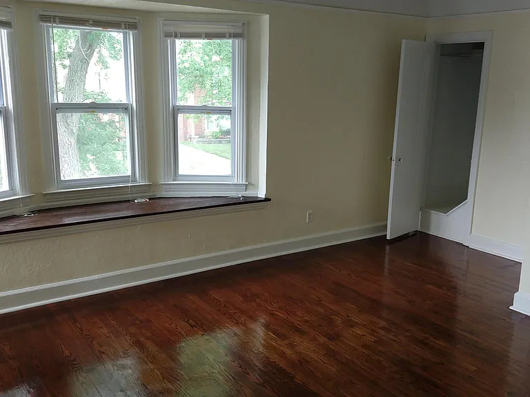 17162 Freeland St #UPPER — Photo 2