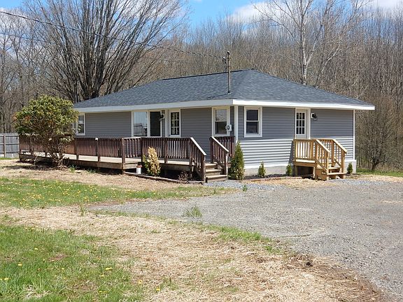 2nd image of 110 Parker Ln