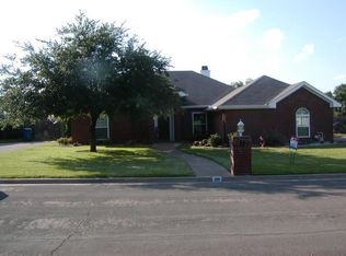 308 Whispering Meadow, Hewitt, TX 76643