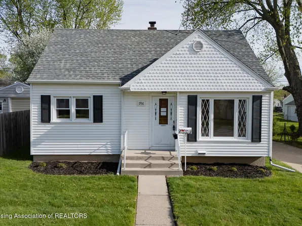 1916 Victor Ave, Lansing, MI 48910