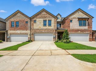 126 Pinkie Holmes Dr, Grand Prairie, TX 75050