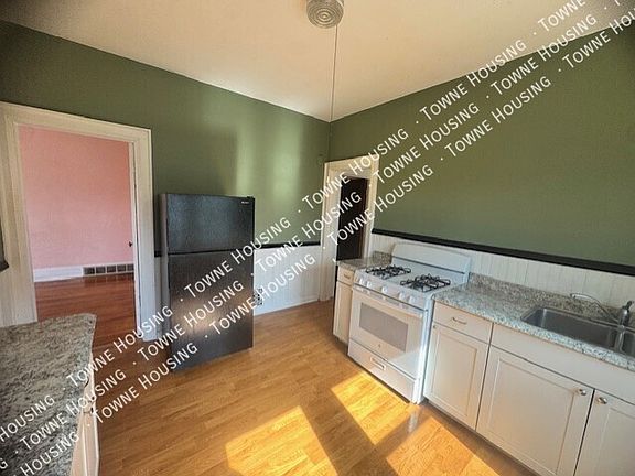 5th image of 130 Greenfield St Floor 2