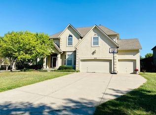 8514 W 144th St, Overland Park, KS 66223