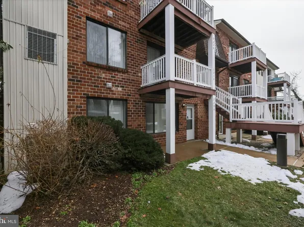 7204 Hilltop Dr Unit 94, Brookhaven, PA 19015